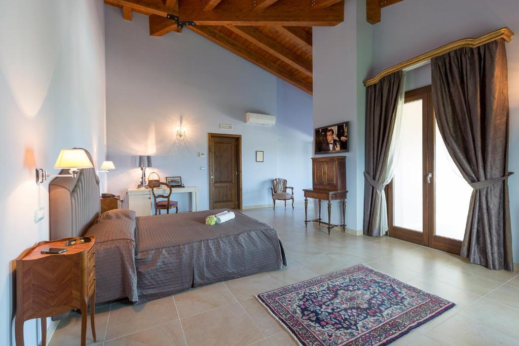 Casale Santa Maria Country House Mosciano SantʼAngelo Eksteriør bilde