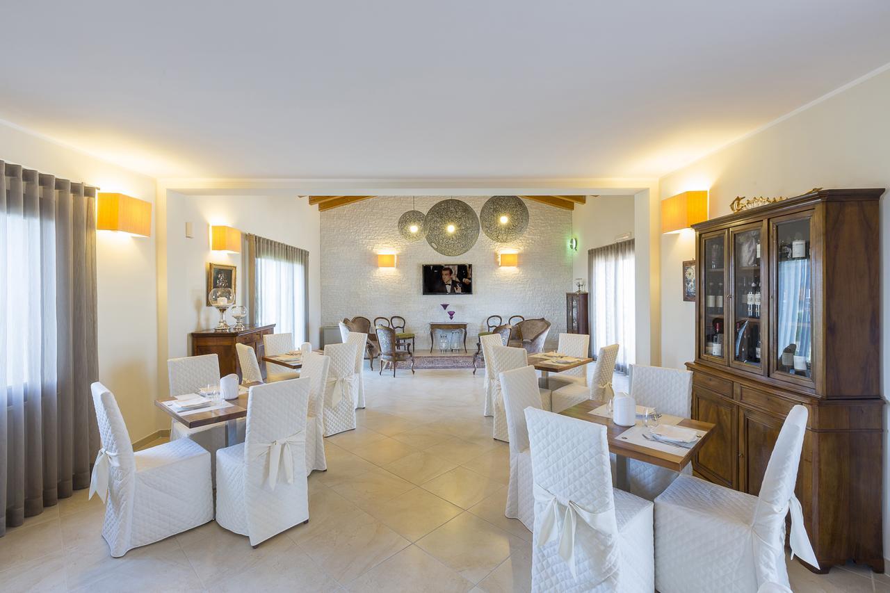 Casale Santa Maria Country House Mosciano SantʼAngelo Eksteriør bilde